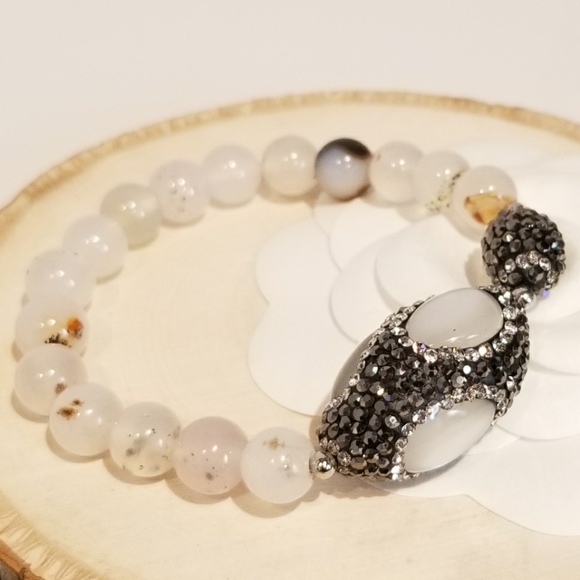 NEW Natural Stone White Cat Eye Stretch Bracelet - Picture 3 of 6